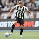 Tiquinho Soares, atacante do Botafogo (Vítor Silva)