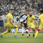 Philippe Coutinho, do Vasco, faz bonito drible (Matheus Lima/Vasco)