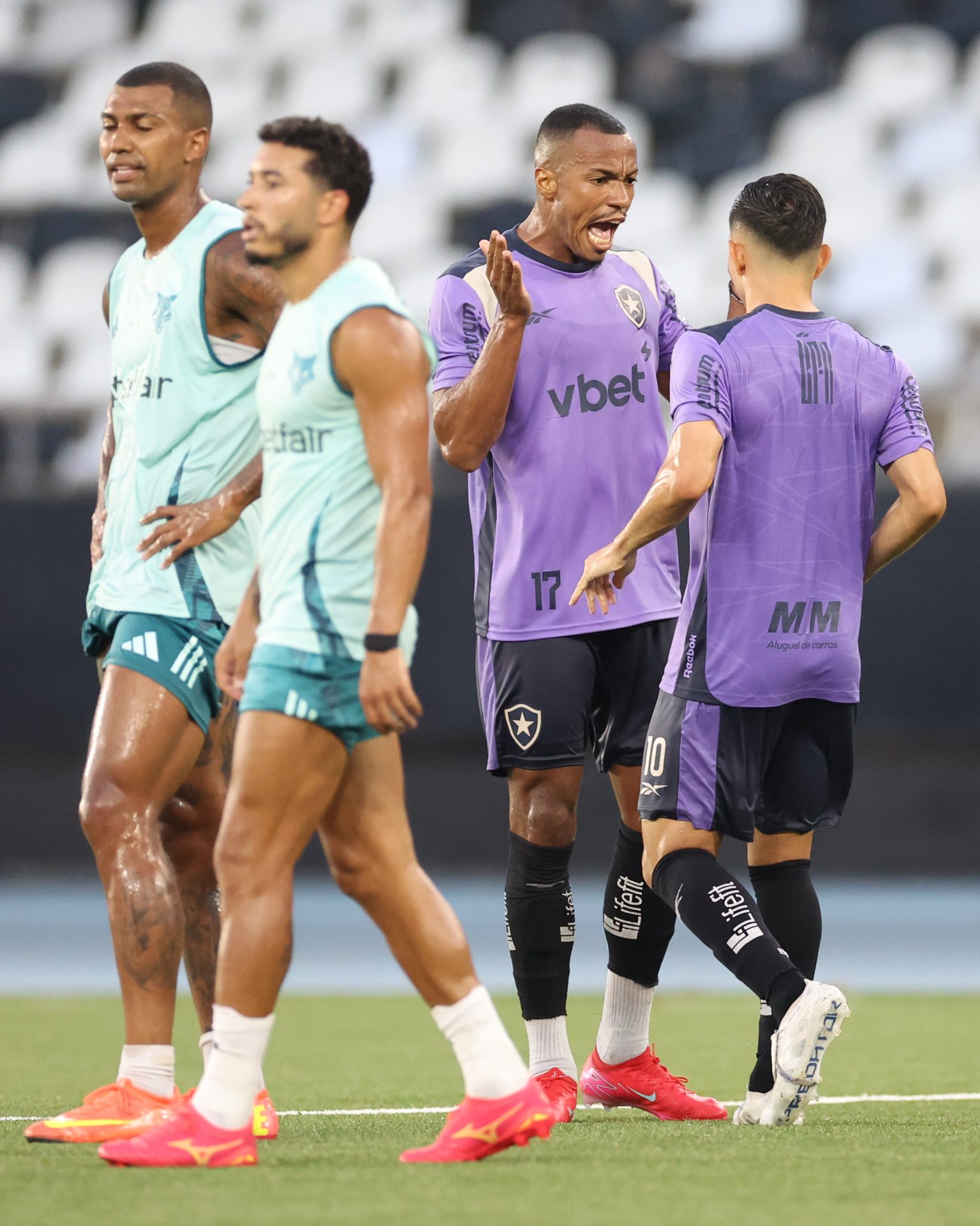 Marlon e Savarino.Jogo Treino, Botafogo x Cruzeiro no Estadio Nilton Santos (Vítor Silva/Botafogo)