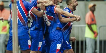 Jogadores do Bahia comemorando na final do Baiano. Foto: @eusourafao e @_lelenmartins/EC Bahia.