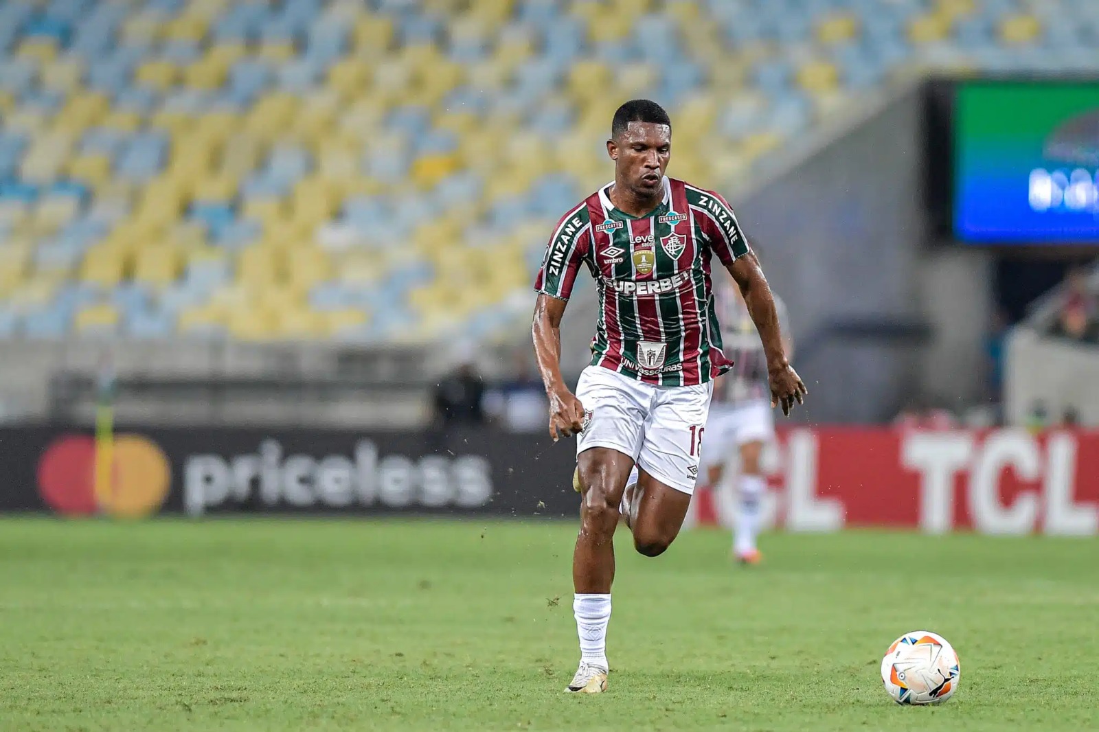 Lelê, atacante do Fluminense (Foto: Thiago Ribeiro/AGIF)