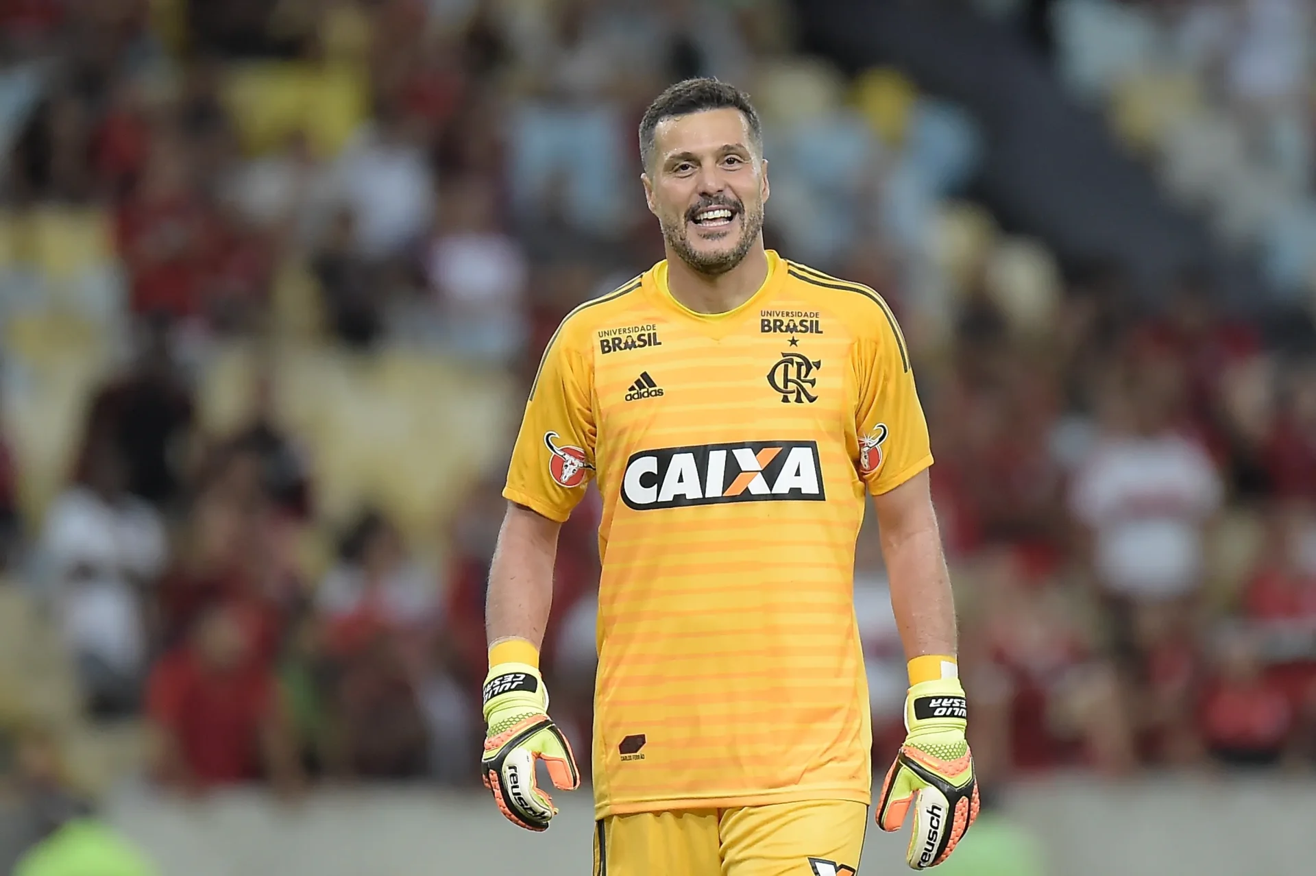 Júlio César, ex-goleiro do Flamengo, quando ainda atuava profissionalmente (Reprodução)