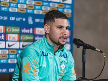 Bruno Guimarães, jogador do Newcastle, em coletiva pela seleção brasileira. Foto: Ricardo Ribeiro.