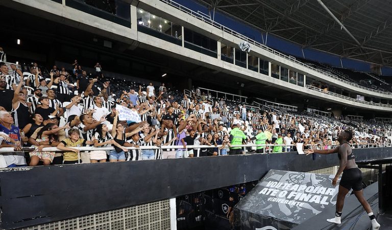 Botafogo recebe o Juventude em busca da primeira vitória no Brasileirão Botafogo recebe o Juventude em busca da primeira vitória no Brasileirão