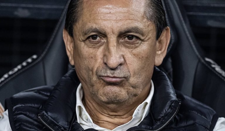 Ramón Díaz é demitido do Corinthians