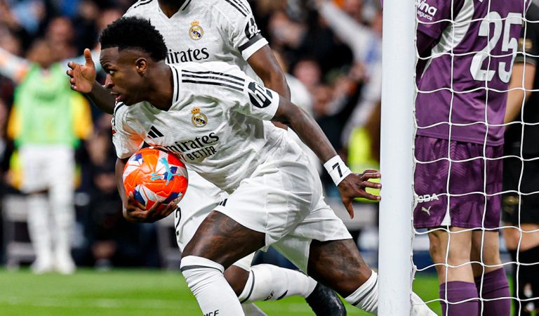 Vini Jr. marca e iguala Ronaldo como maior artilheiro brasileiro do Real Madrid