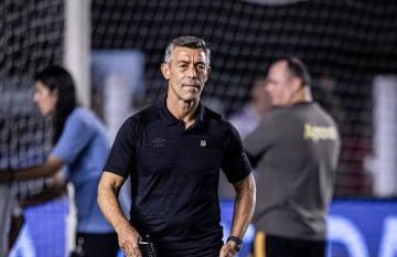 Pedro Caixinha deixa o Santos após três jogos sem vitória no Brasileirão (Raul Baretta/ Santos FC)