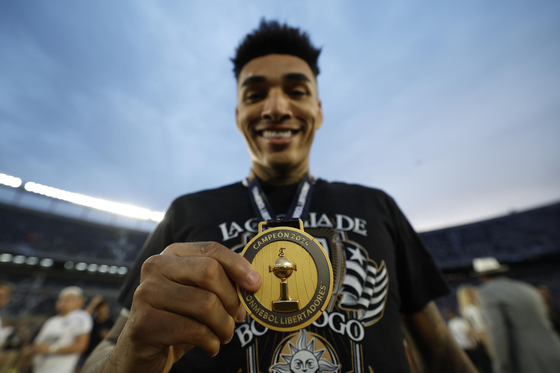 Nottingham Forest apresenta proposta ao Botafogo por Igor Jesus