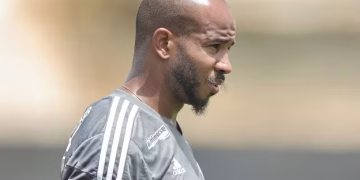 Patrick foi comprado pelo Santos, mas não clube não efetuou o pagamento (Pedro Souza/Atlético-MG)