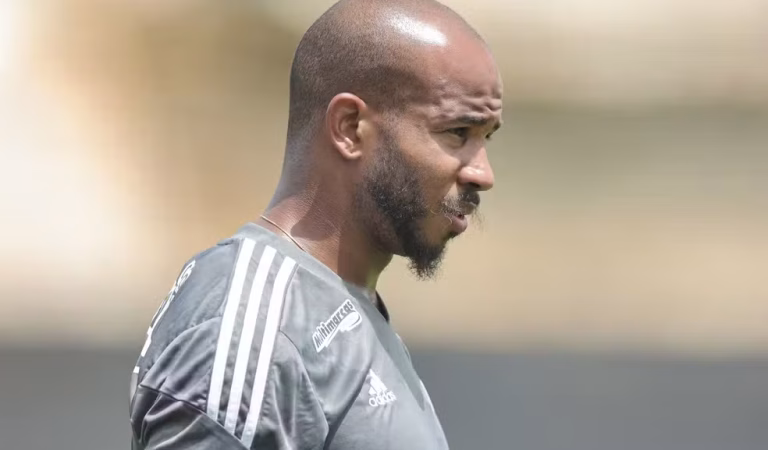 Santos não paga por Patrick, e Atlético-MG aciona CNRD