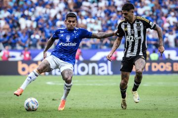 Dudu pelo Cruzeiro em jogo contra o Atlético-MG. Foto: Gustavo Aleixo/Cruzeiro.