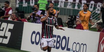 Samuel Xavier comemora o gol da vitória do Fluminense. Foto: Leonardo Brasil/FFC.