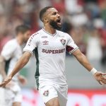 Samuel Xavier, do Fluminense, comemorando o gol de empate. Foto: Marcelo Gonçalves/FFC.