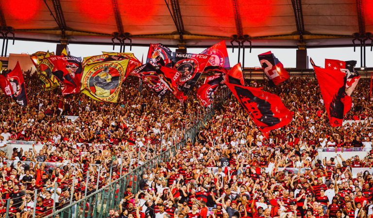 Flamengo recebe Bahia em busca de voltar a liderança do Brasileirão