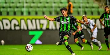 Miguelito, jogador do América-MG. Foto: Mourão Panda/América-MG.