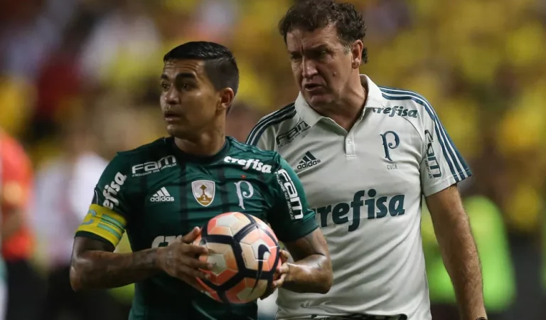 Dudu mantém contato com o Galo com futuro indefinido Dudu mantém contato com o Galo com futuro indefinido