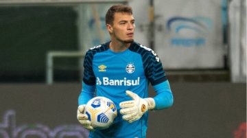 Gabriel Grando, goleiro do Grêmio, interessa ao Palmeiras. Foto: IMAGO.