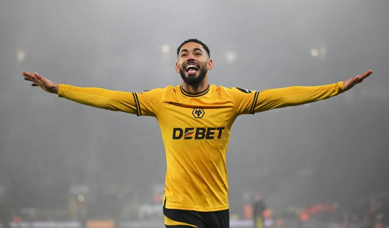 Manchester United encaminha chegada de Matheus Cunha