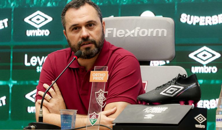 Fluminense fecha lista com 31 nomes para a Copa de Clubes e mantém quatro vagas abertas Fluminense fecha lista com 31 nomes para a Copa de Clubes e mantém quatro vagas abertas