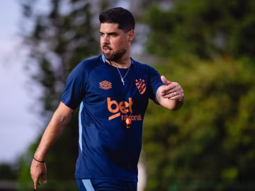 António Oliveira deixa o Sport sem nenhuma vitória | Foto: Paulo Paiva - Sport Recife