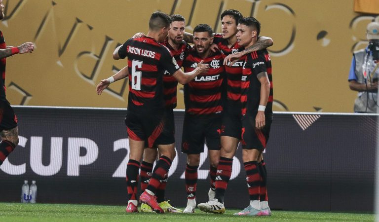 Flamengo estreia com autoridade e vence o Espérance