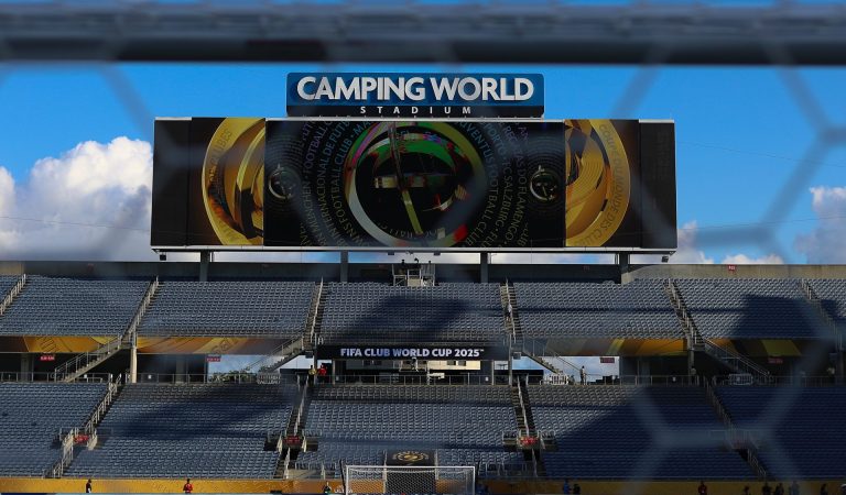 Flamengo empata com Los Angeles e fecha fase de grupos invicto