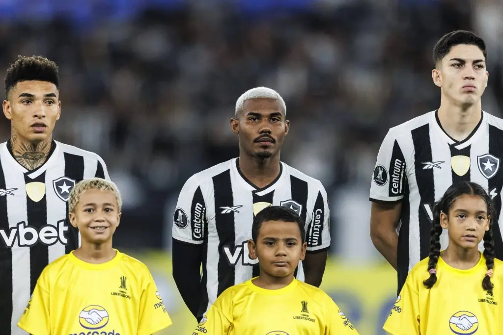 Igor Jesus, Jair Cunha e Cuiabano, atletas do Botafogo