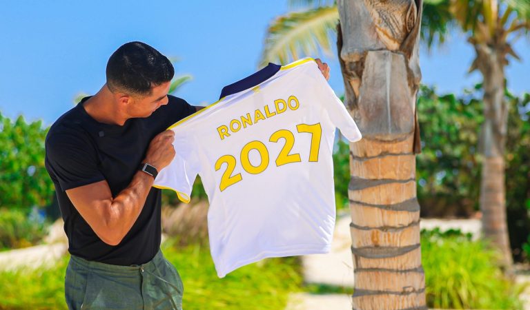 Al-Nassr confirma renovação de Cristiano Ronaldo até 2027 Al-Nassr confirma renovação de Cristiano Ronaldo até 2027