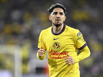 Diego Valdés tem acerto encaminhado com Fortaleza | Foto: Orlando Ramirez - Getty Images