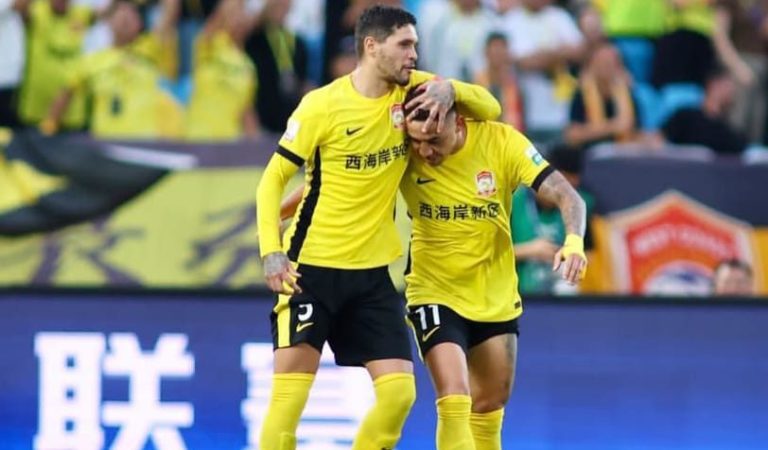 Davidson marca e traz tranquilidade ao Qingdao West Coast na Superliga Chinesa