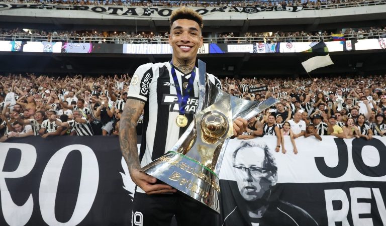 Botafogo sacramenta venda de Igor Jesus para Nottingham Forest
