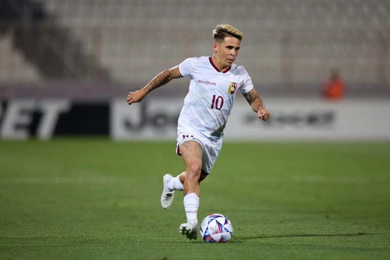 Soteldo se lesionou durante partida da Venezuela | Foto: IMAGO - Domenic Aquilina