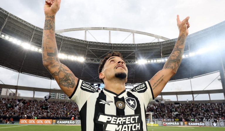 Botafogo recebe proposta de Al-Rayyan pelo volante Gregore