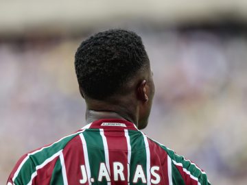 Jhon Arias atuando pelo Fluminense FOTO: LUCAS MERÇON / FLUMINENSE F.C.
