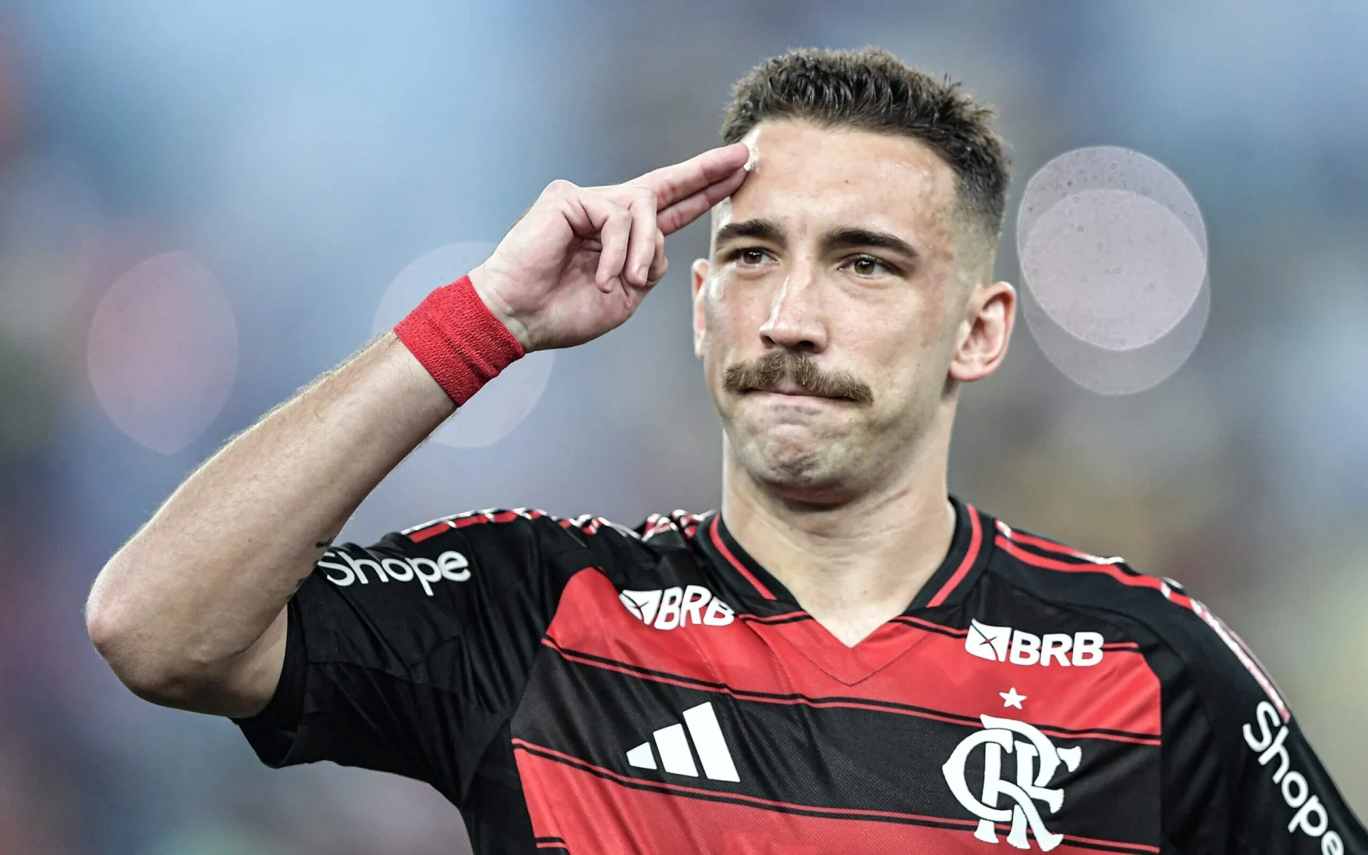 Flamengo recusa proposta do Red Bull Leipzig por Léo Ortiz