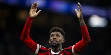 Emerson durante partida do Milan | Foto: Nicolò Campo | LightRocket - Getty Images