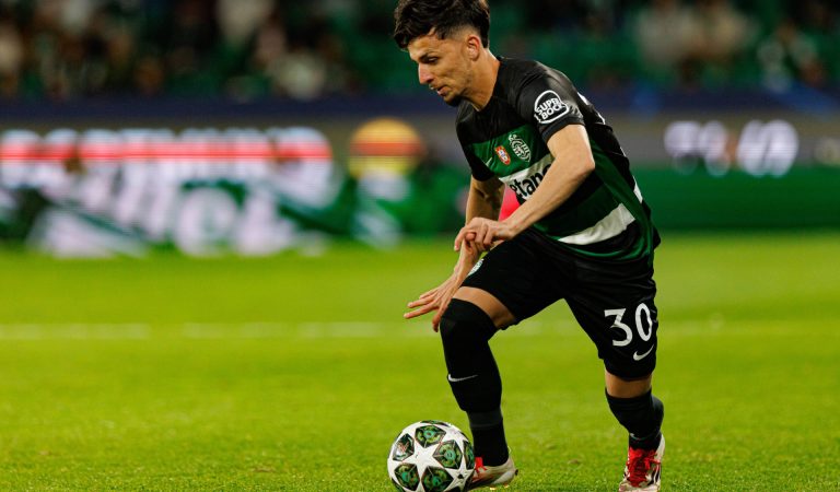 Corinthians busca acordo com Sporting, após se acertar com Biel