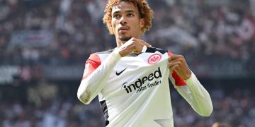 Ekitiké foi o artilheiro do Frankfurt na última temporada | Foto: Helge Prang - Getty Images