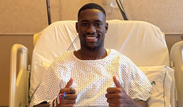 Bastos, zagueiro do Botafogo, passa por cirurgia no joelho