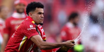 Bayern pagará quase meio bilhão de reais ao Liverpool por Luis Díaz | Foto: Carl Recine - Getty Images