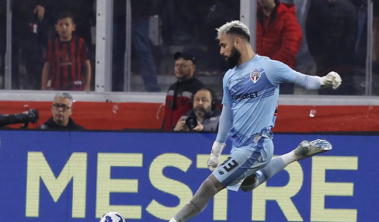 São Paulo e Juventude negociam por Jandrei