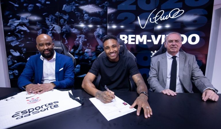 Corinthians anuncia contratação de Vitinho