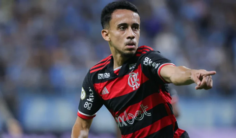 Martelo batido: Flamengo acerta venda de Matheus Gonçalves Martelo batido: Flamengo acerta venda de Matheus Gonçalves