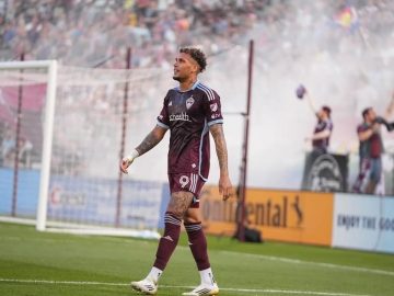 Rafael Navarro durante partida diante do Santos Laguna pela Copa das Ligas da CONCACAF