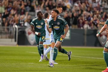 Rafael Navarro comemora gol marcado