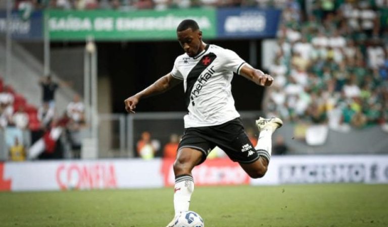 Vasco encaminha venda de zagueiro para o Bahia