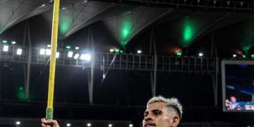 Bruno Guimarães comemorando gol pelo Brasil (Foto: Fernando Silva)
