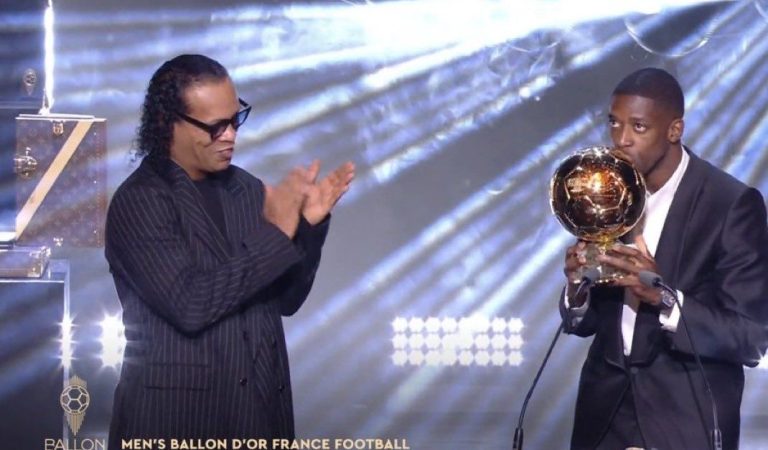 Bola de Ouro: Dembelé ganha prêmio de melhor do mundo Bola de Ouro: Dembelé ganha prêmio de melhor do mundo