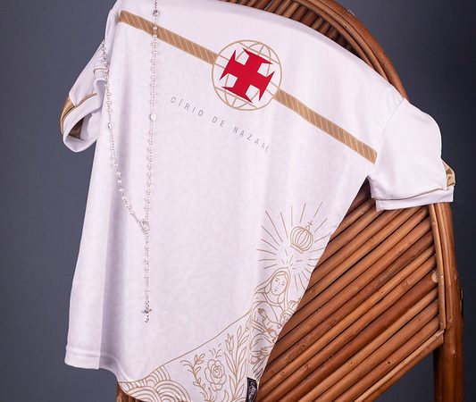 Vasco, Remo, Paysandu e Tuna lançam camisa homenageando Círio de Nazaré