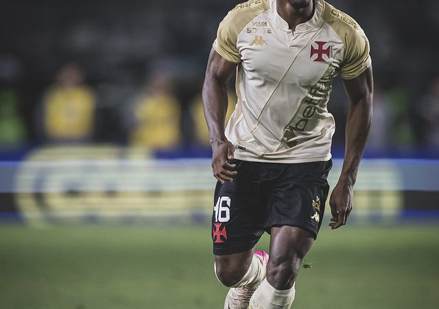 Vasco tem retorno e baixas para jogo contra o Palmeiras